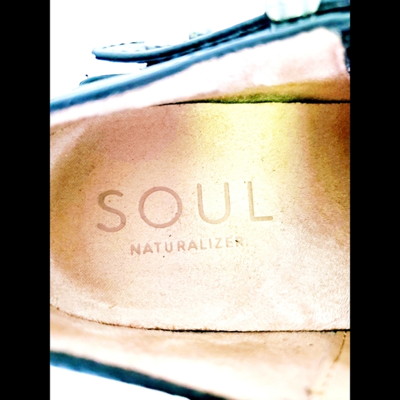 Soul Naturalizer 7.5 Black booties - Picture 5 of 6